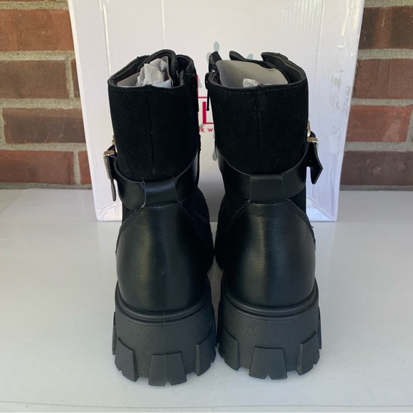 Olivia Miller Angie Black Lugged Platform Ankle Boot Size US 8 M - Picture 5 of 8